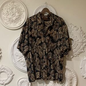 Tori Richard Navy and Beige Leaf Shirt